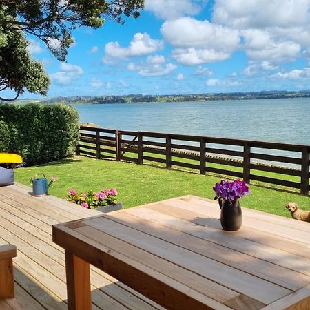 Red Rock Cottage, Beachfront Luxury Clarks Beach Εξωτερικό φωτογραφία