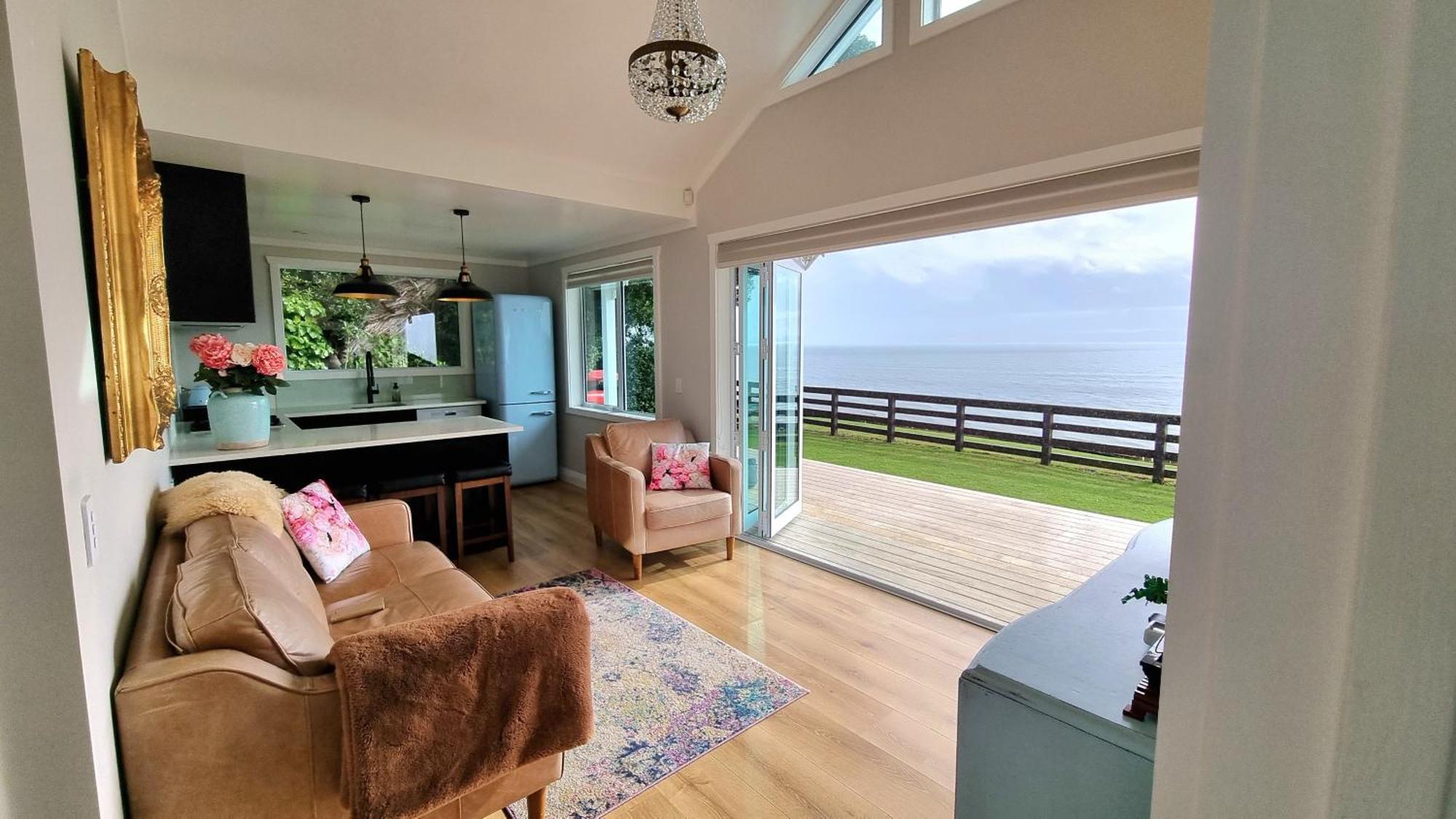 Red Rock Cottage, Beachfront Luxury Clarks Beach Εξωτερικό φωτογραφία