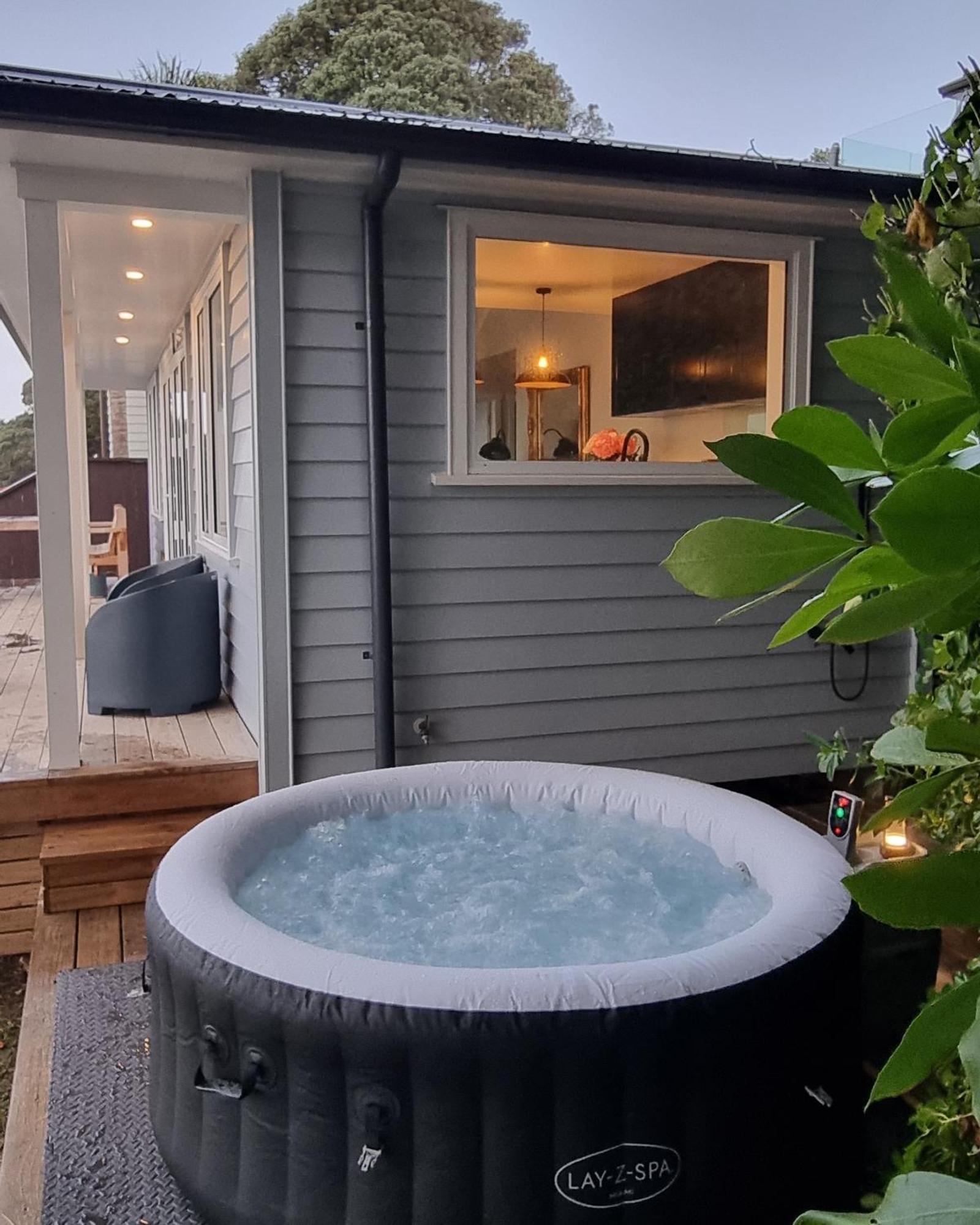Red Rock Cottage, Beachfront Luxury Clarks Beach Εξωτερικό φωτογραφία