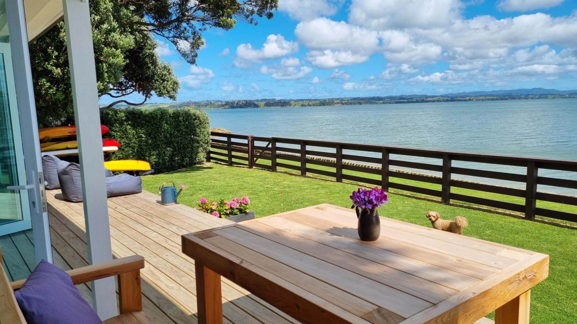 Red Rock Cottage, Beachfront Luxury Clarks Beach Εξωτερικό φωτογραφία